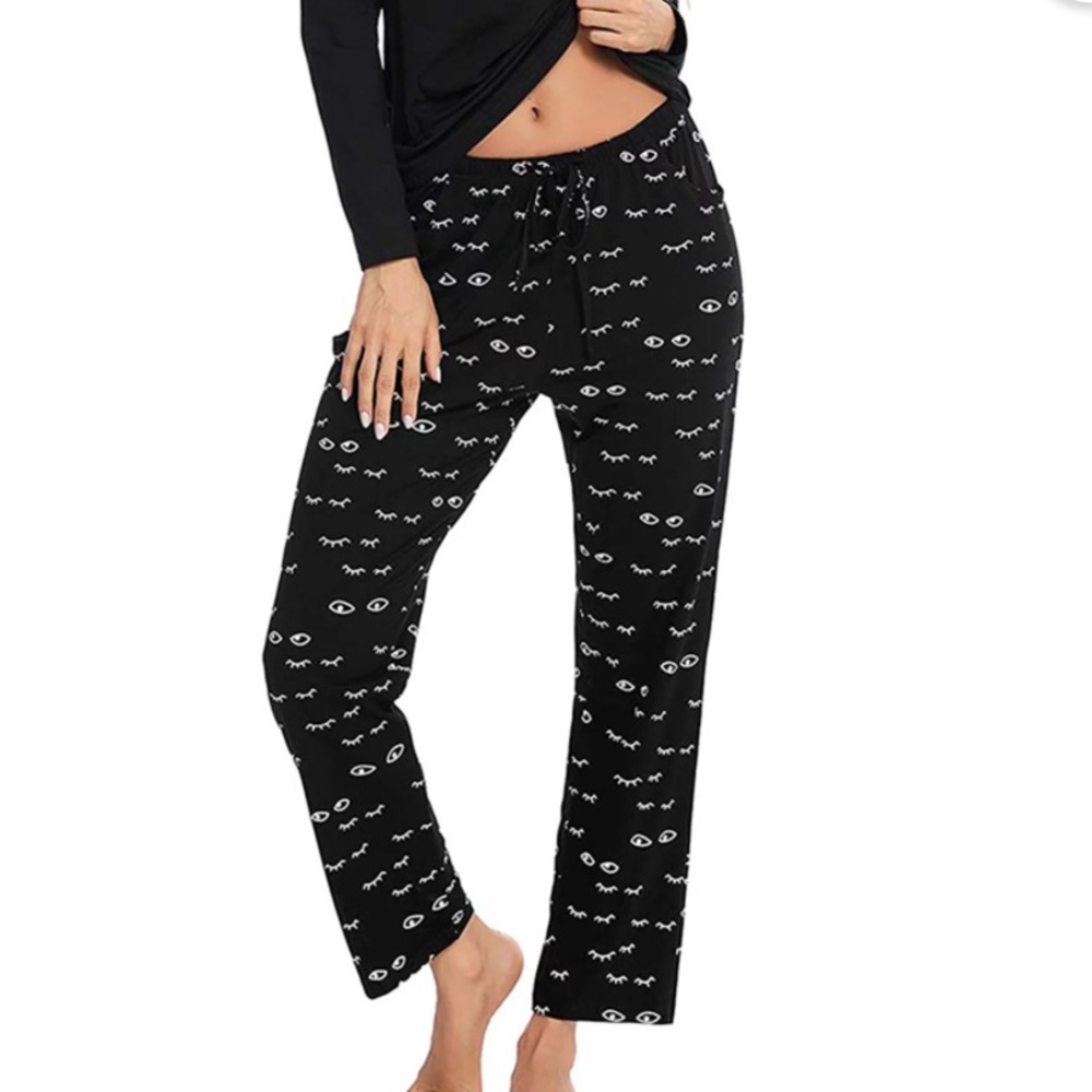 Black winking sleepy evil eye cotton lounge pajama pants size medium